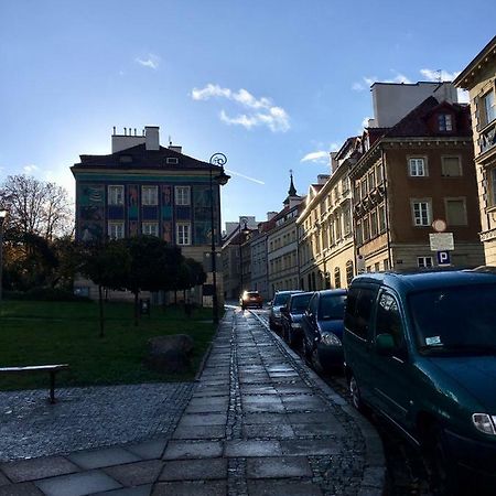 Przytulny Apartament Przy Barbakanie Warsaw Luaran gambar